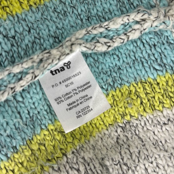 TNA Baja Hoodie Sweater Multicolour – Size M - Picture 10 of 11